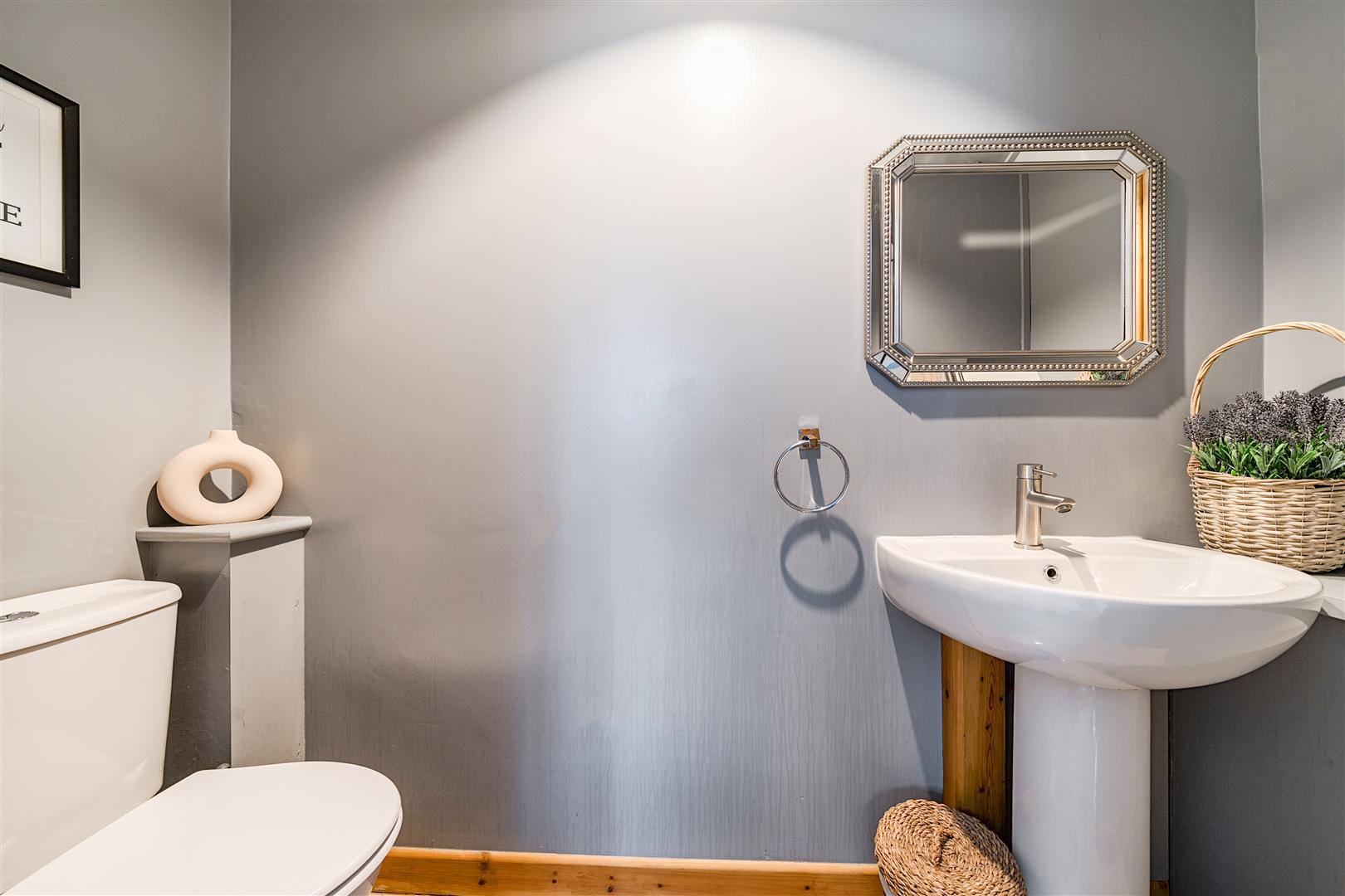 Heol Y Meinciau, Pontyates, Llanelli, SA15 5SE